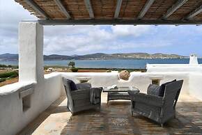 Sunray Pounta Paros Beachfront Villa Near Kitesurf