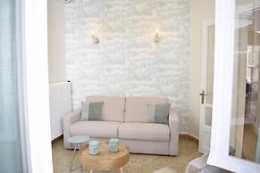 Samouil Apartment - Near Beach