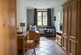 Der Tegernseer Hof
