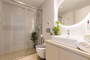 B Boutique Residences by Raise