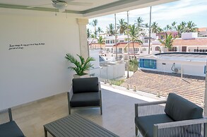 PARADISE DUKASI SUITES at LOS CORALES