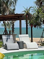 SUNRIO BEACH HOTEL SICHON