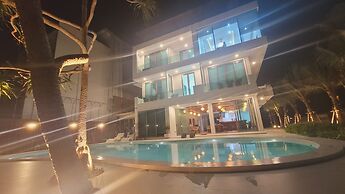 SUNRIO BEACH HOTEL SICHON