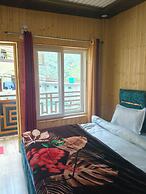 Yamuna pag pinewood hotel
