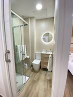 Grampy Boutique Hostal - Zaragoza Centro