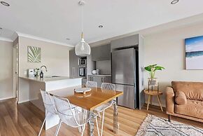 Convenient + Spacious! 3bed/2.5bath/1car~townhouse