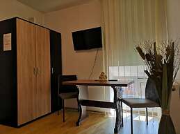 Vivaldi Studios