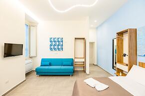 Solaris Suites by Napoliapartments