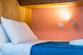 Solaris Suites by Napoliapartments