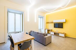 Solaris Suites by Napoliapartments