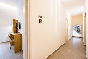 Solaris Suites by Napoliapartments