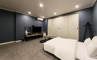 Gamdong Hotel