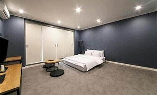 Gamdong Hotel