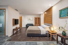 Guilin Heshe Lakeside Resort