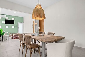 Villa Playa - Beach & Pool Apartments