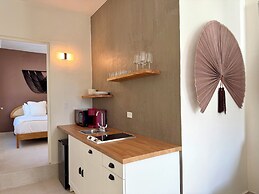 Villa Playa - Beach & Pool Apartments