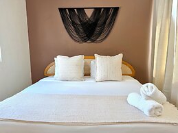 Villa Playa - Beach & Pool Apartments