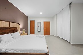 Villa Playa - Beach & Pool Apartments
