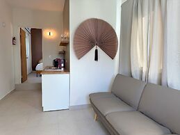 Villa Playa - Beach & Pool Apartments