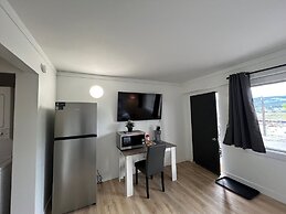 Stampeder Inn