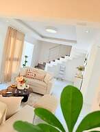 2-level Villa With Private Pool 3BR Sleeps 8