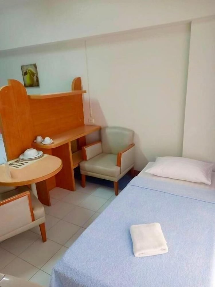 Bella B Plus Hotel