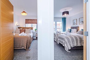 Centrally Located Flat off Formby High Street