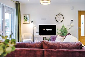 Centrally Located Flat off Formby High Street