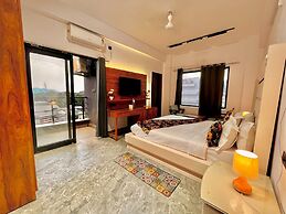 Hotel Aura Residency Haridwar
