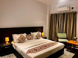 Hotel Aura Residency Haridwar