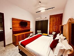 Hotel Aura Residency Haridwar