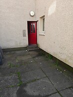 Apartment Sleeps 6 With Wifi
