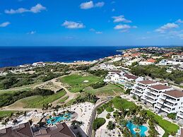 Valen 1 Oceanfront Penthouse at The Reef
