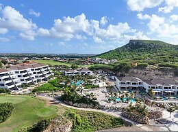Valen 1 Oceanfront Penthouse at The Reef