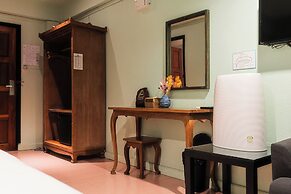 A Hotel Budget