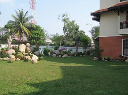 Steung Siemreap Residences & Apartment