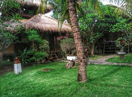Sejuk Cottages