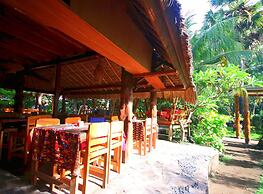 Sejuk Cottages