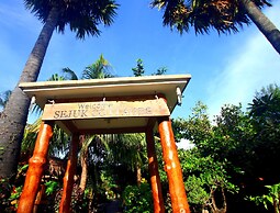 Sejuk Cottages