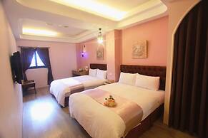 Moroccan Holiday Suite