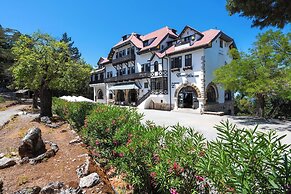 Elafos Hotel