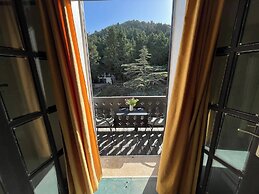 Elafos Hotel