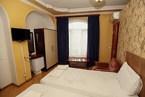 Hotel Isaka