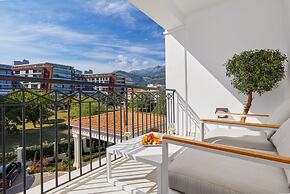 Crowne Plaza Budva by IHG