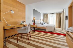 Crowne Plaza Budva by IHG