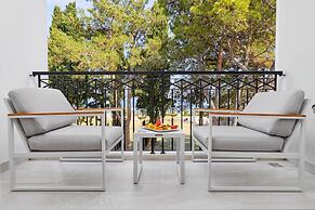 Crowne Plaza Budva by IHG