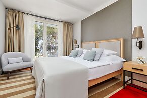 Crowne Plaza Budva by IHG
