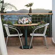 Americana Hotel