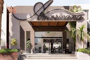 Americana Hotel