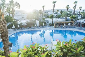 Americana Hotel